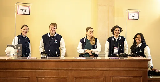 L’équipe Hymaïa à l’accueil d’une conférence